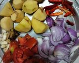 A picture of step 1 of Tomato Chicken Curry.