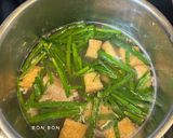 Hình bước làm 3 của món Canh Hẹ Đậu Hũ