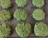 Foto del paso 4 de la receta: Tortitas de amaranto con espinaca y requesón en freidora de aire