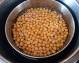 A picture of step 1 of Raw Banana and white peas curry.