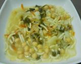 Foto del paso 5 de la receta Sopa de verduras con garbanzos y fideos
