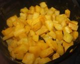 Foto del paso 3 de la receta: Patatas cuadradas con morcilla y chorizo