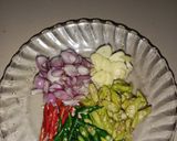 Foto langkah ke 2 dari resep Tumis Kikil Pedas Manis.