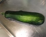 Une image de l'étape 1 de Bœuf aux poivrons, courgette et pesto de fanes de radis.
