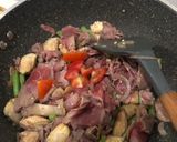 Foto langkah ke 3 dari resep Tumis Daging Sayuran.