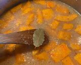 Une image de l'étape 3 de Soupe potimarron et pommes de terre.