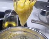 Hình bước làm 6 của món Sốt dầu trứng ăn với bánh mì Việt Nam