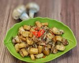 Foto langkah ke 5 dari resep Tahu jamur kancing.