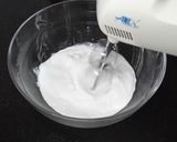 A picture of step 6 of White ice cream.