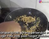 Foto langkah ke 4 dari resep NASI GORENG DUPLIKASI ABANG TEK - TEK.
