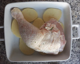Foto del paso 2 de la receta: Pollo asado con patatas panaderas