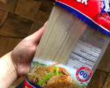 Foto del paso 3 de la receta: Tallarines de arroz con salsa de camarones 🍤🍜