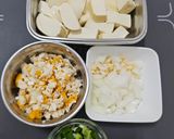 金沙蝦仁豆腐煲的食譜步驟1照片
