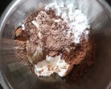 A picture of step 1 of Merry cake.