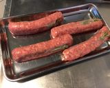 Une image de l'étape 3 de Saucisses de Toulouse grillées aux tomates,romarin et épices.
