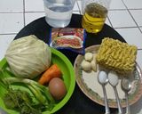 Foto langkah ke 1 dari resep Mie goreng saos bolognise.