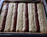 Somlói tekercs pisztáciával recept fázis 2 fotója