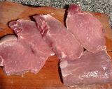 Foto del paso 1 de la receta: Carré de cerdo a la mostaza y miel con batatas fritas y lentejas provenzal