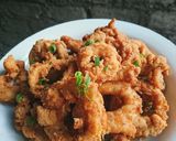 Foto langkah ke 10 dari resep Cumi Goreng Tepung (Fried Calamari).
