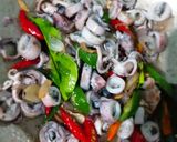 Foto langkah ke 6 dari resep Oseng Pete Cumi Asin.