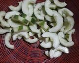 Foto langkah ke 1 dari resep Tumis Mentimun.