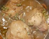 Foto del paso 4 de la receta: Pollo Arvejado con Puré al Orégano