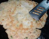 A picture of step 5 of Chicken Cheese Omelette.