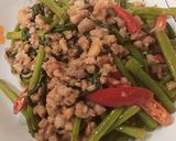 รูปขั้นตอนการทำที่ 4 ของ ผัดมิโซะผักบุ้งหมูสับ - คีโต