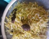 Foto langkah ke 2 dari resep Tumis Bunga Pepaya Tanpa Rasa Pahit.