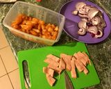 Tejszínes sonkás, csirkés penne recept fázis 1 fotója