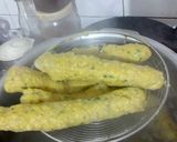 A picture of step 8 of Besan Ke Gatte.