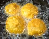 A picture of step 15 of Aloo Matar Sabudana Vada.