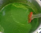 A picture of step 3 of Creamy Spinach and broccoli soup.