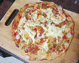 Foto del paso 6 de la receta: Pizza de pulpo, palitos de cangrejo y verdura