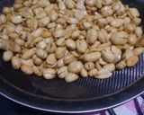 Foto langkah ke 5 dari resep Kacang Bawang.
