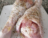 Foto del paso 2 de la receta: Muslos de pavo al horno