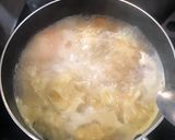 Foto langkah ke 4 dari resep Sup Wonton Ayam.
