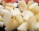 Foto del paso 3 de la receta: Melón con jamón