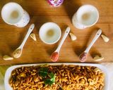 A picture of step 3 of Bhaji pav puffed rice.