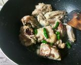 A picture of step 1 of Lahori chicken.