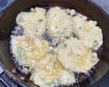 Foto langkah ke 5 dari resep Telur Sosis gulung.