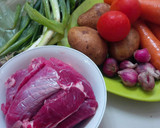 Foto langkah ke 1 dari resep Sup Sapi Wortel Kentang Berempah ala diriku >.<.