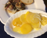 Csirkemáj baconben, hagymás vörösáfonya ágyon recept fázis 2 fotója