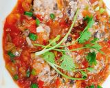 Hình bước làm 4 của món Thịt viên nhồi nấm sauce cà chua