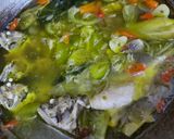 Foto langkah ke 3 dari resep Asem asem ikan kembung.