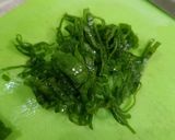 Foto langkah ke 1 dari resep Nasi Telur Ceplok Dengan Scallion Oil.