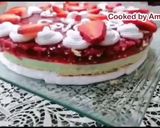 A picture of step 10 of 3 Layerd Strawberry 🍓 Dessert 🍮 Cake 🎂 Recipe 😋👌.