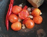 Foto langkah ke 3 dari resep Tumis kerang kampak bumbu merah.