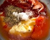 Hình bước làm 4 của món Salad Cá Hồi Sốt Trứng, Tôm Khô