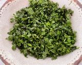 Foto del paso 1 de la receta: Tortilla de cilantro y champiñón silvestre